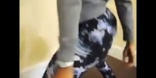 Slim Phat Booty Twerking