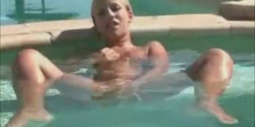 Sexy Blonde Pool Masturbation