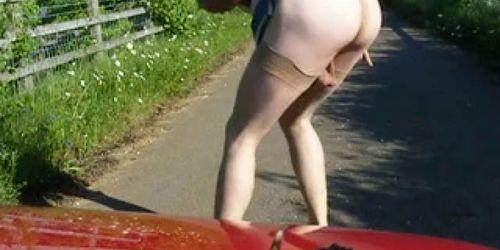 Crossdresser flashing in the countryside