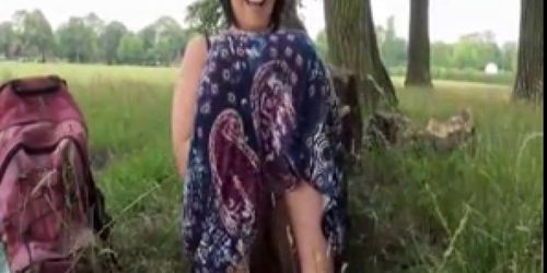 Amateur Outdoors Mature Poser