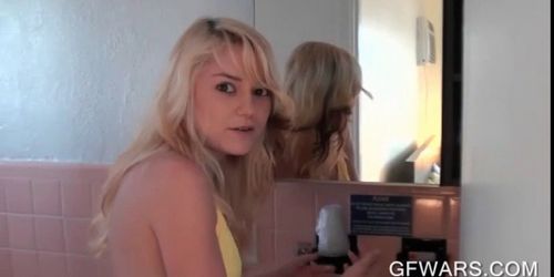 Blonde teen hottie fucked in a hotel room