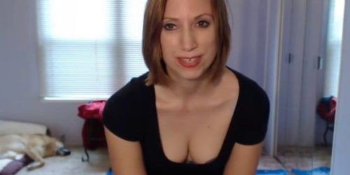 Cute MILF Pussy on Webcam