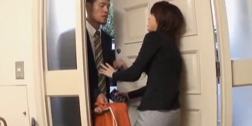 Warin Umino naughty Asian hottie gets exposed pussy ban