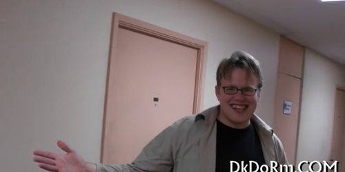 Horny twink sucks hard pecker