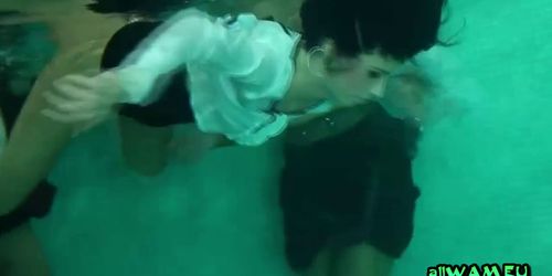 Lesbian friends get touchy inside public pool