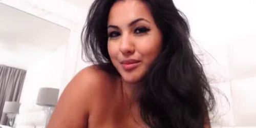 Kim Kardashian Look ALike Gives Great Head