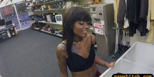 Woman ebony gets banged by pawn dude at the pawnshop