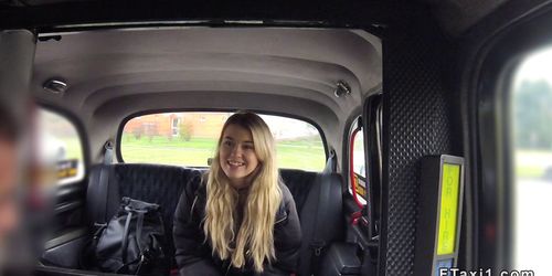 Blonde taxi inspector bangs in fake taxi