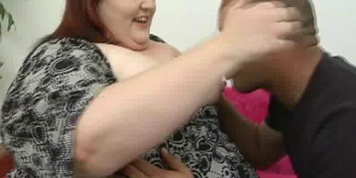 Guy fucks his hot fat gf