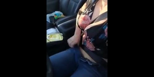 solo Milf car orgasm