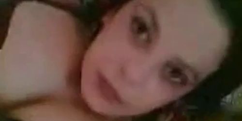 Arabian girl get naked to fuck