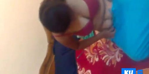 Desi Bhabhi In Sari Masturbation