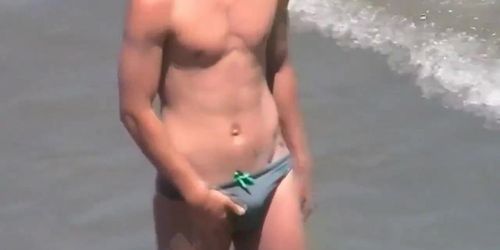 Speedo beach watch better