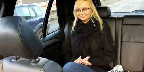 Blonde fucks in fake taxi by the road