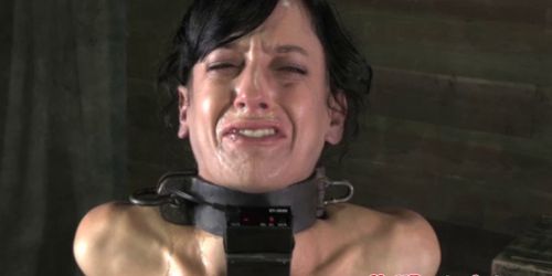 Collared sub getting pussy punished