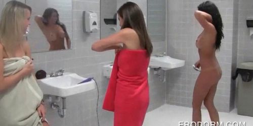 College babe toy fucks herself in shower