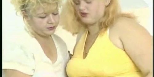 Two blonde bbws