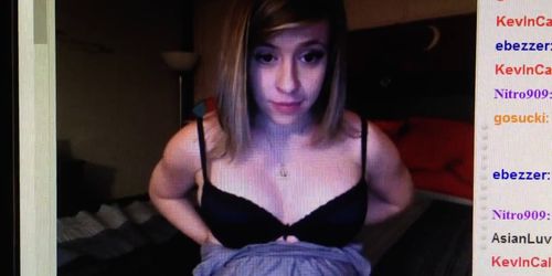 Pregnant Webcam Cutie Shows Boobs Pussy And Sings