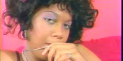 Yolanda & a white guy (Interracial Sex!) (1)