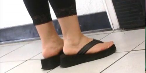 mexicana plump toes in sandals