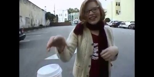 Irish redhead flashes in San Francisco