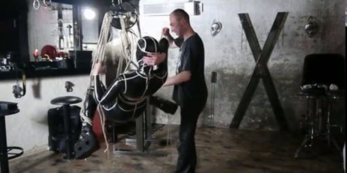 libertine fetish en latex en bondage shibari hogtied bd