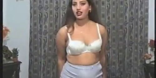 chanda mujra gori pinni