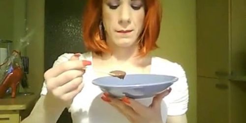 shemale tvsonja eating cum