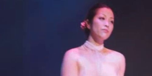 Minako Komukai - Japanese StripShow