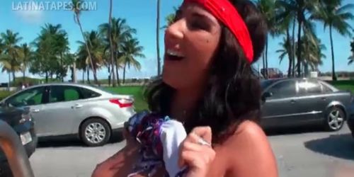 Smoking hot brunette latina flashing her tits outdoor