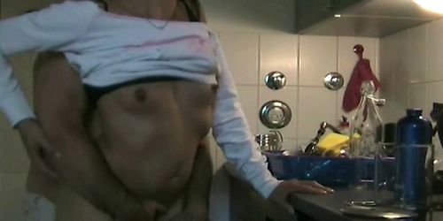 Amateur seduction and sex in kitchen