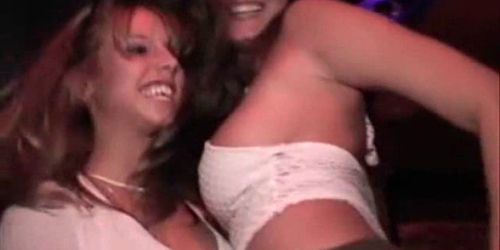 Sexy chicks licking each others fuck holes in VIP gangb