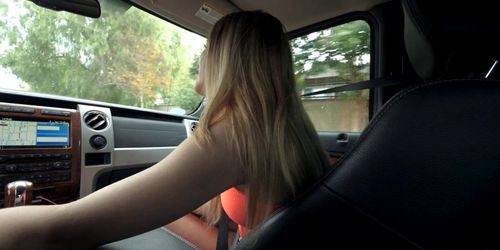 Blonde sis car blowjob