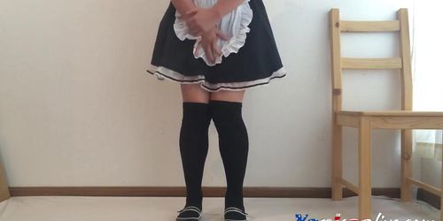 Cute Japanese Maid Pees Herself