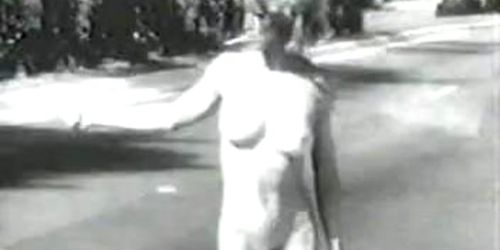 MKadonna naked in public.