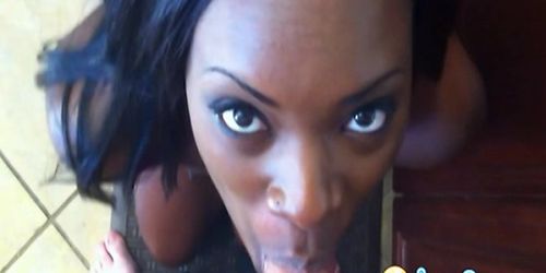 Black cam slut Ana fucked in the kitchen