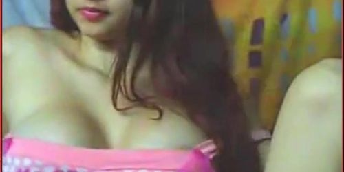 Sexy Indian Slut Bounces Perfect Tits On Webcam