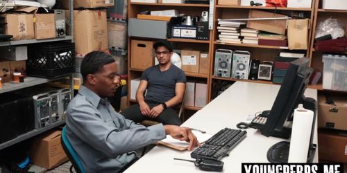 Latin perp suspected of shoplifting on store premises