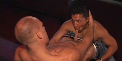 Twink gives a perfect ride