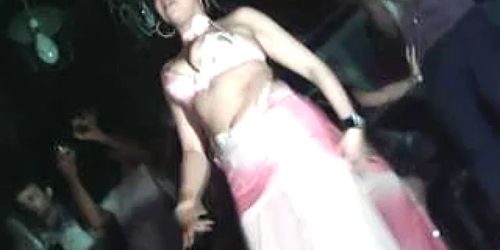 HOT ARAB DANCE 13