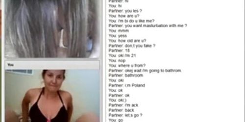 Two girl play on chatroulette