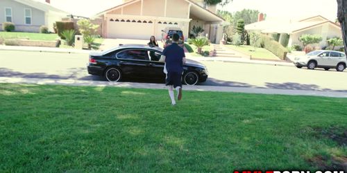 Super MILF Reagan Foxx wild dick ride with teen stepson