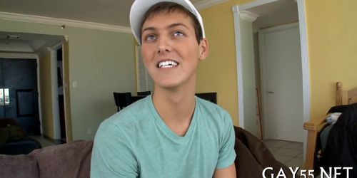 He cant even fit half this