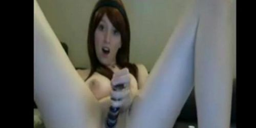 Redhead teen DP dildos til orgasm on webcam