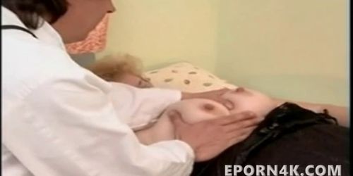 Doctor fucks chubby busty mom old