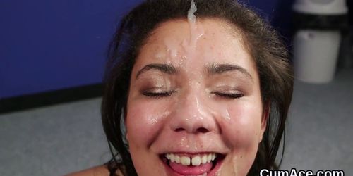 Kinky bombshell gets cum shot on her face swallowing al