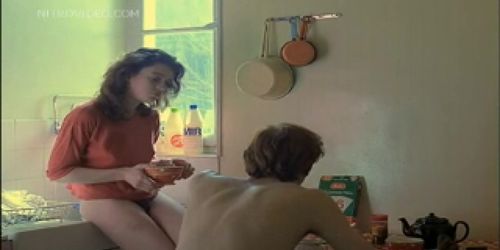 Sexy celeb Maruschka Detmers in a rare sex scene