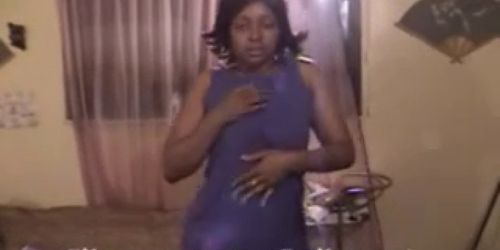 Black Married Bitch Tossed Pussy Around For Dick