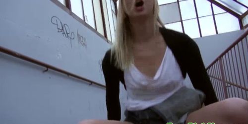 Blonde publicsex amateur rides pole