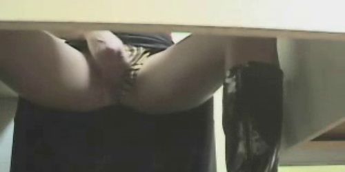 Hidden cam was under desk. Se my girlfriend fingering